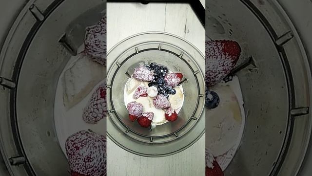 Клубничный Йогурт-Как приготовить йогурт дома! Strawberry Yogurt- How to make yogurt at home!