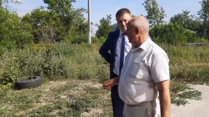 Сергей Баталов провел рабочее совещание во дворах дома №24 по ул. Коваленко, дома №10 по ул.Гагарина