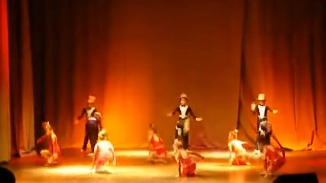 Спортивно-танцевальный ансамбль Арабески. Леди и джентельмены смотреть онлайн