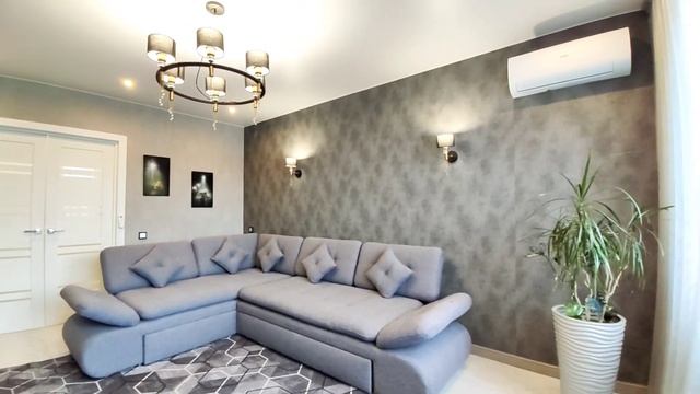 ТРЕХКОМНАТНАЯ КВАРТИРА С МЕБЕЛЬЮ И РЕМОНТОМ И ВИДОМ НА ПАРК смотреть онлайн