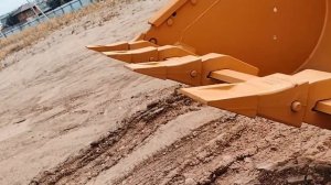 Фронтальные погрузчики LONKING в работе.