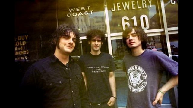 Black Rebel Motorcycle Club interview at World Cafe - 01/12/2006 смотреть онлайн