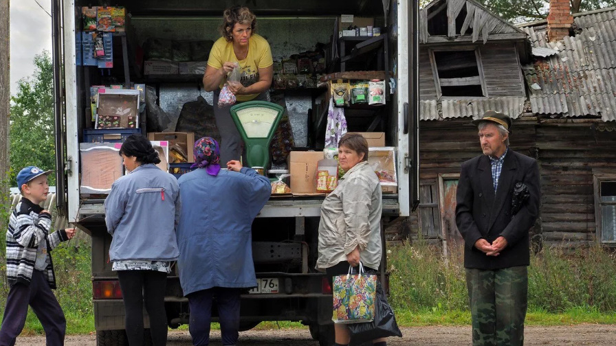 Особенности жизни людей в коммуналках, ветхом жилье, общежитиях! Расселение и условия проживания смотреть онлайн