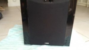 YAMAHA Subwoofer - Model NS-SW300