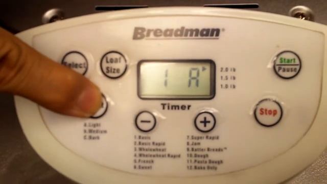 Breadman TR555LC 1lb-2lb Bread Maker White смотреть онлайн