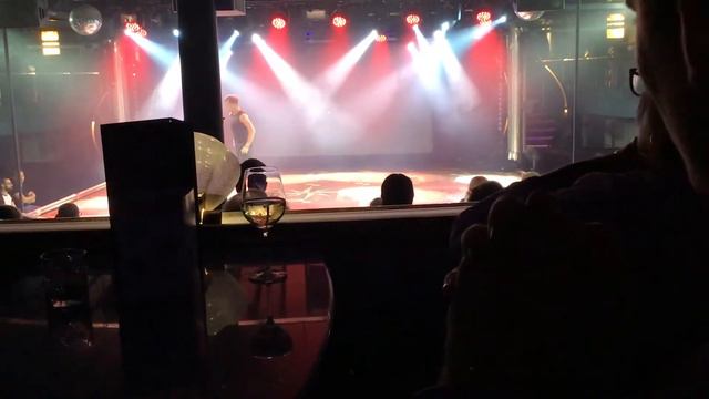 Underhållning på färjan siljaline смотреть онлайн