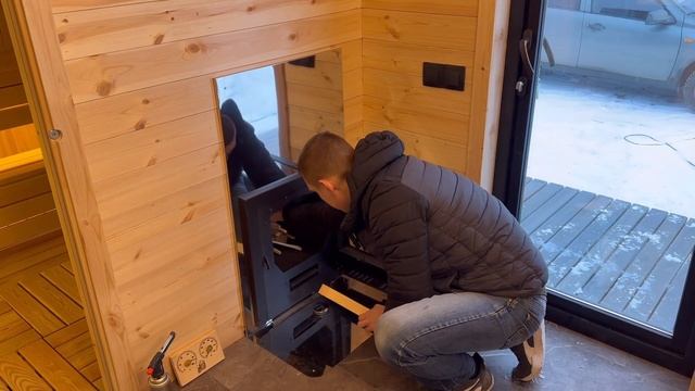 Кварцвиниловая плитка в бане тепло ? или холодно?