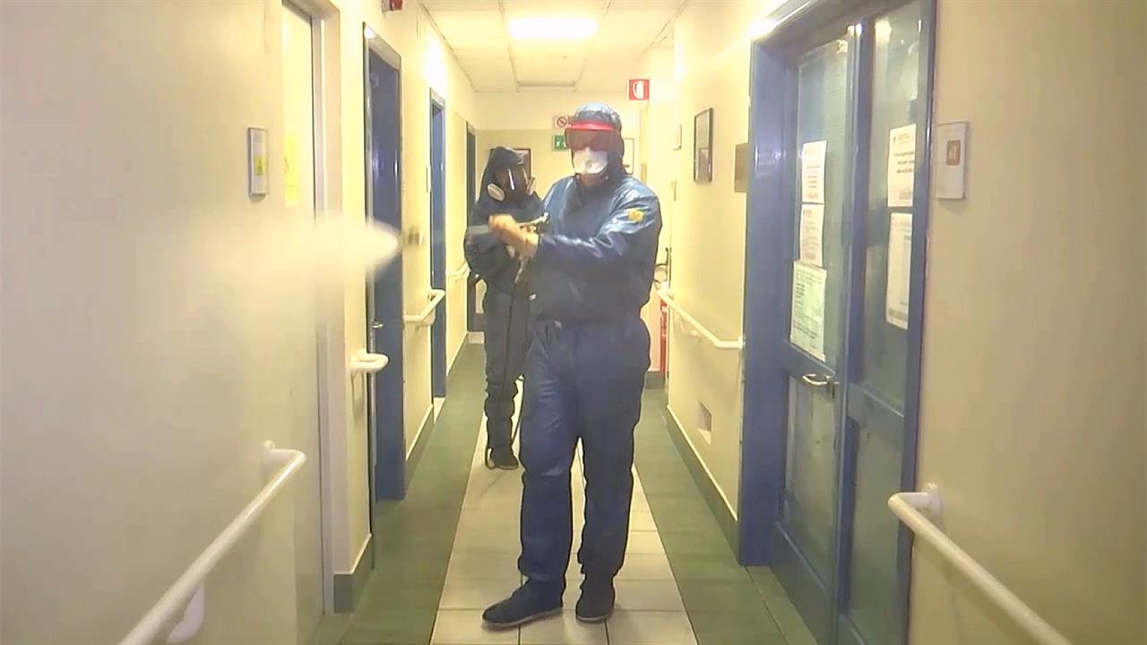 Российские военные дезинфицируют дома престарелых в итальянской провинции Бреши