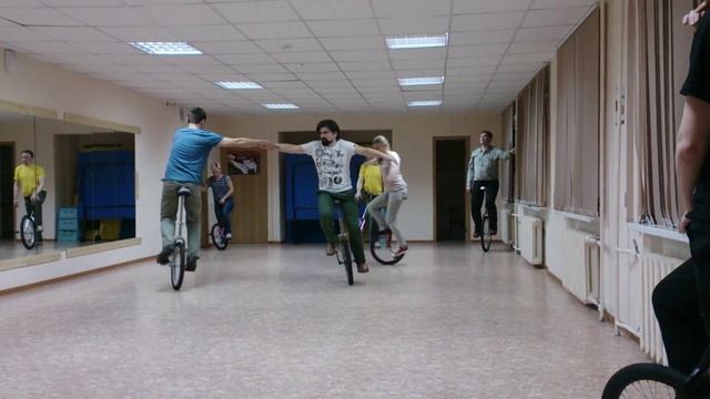 Уницикл 07.12.2013(6) смотреть онлайн