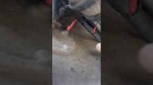 Где находится датчик уровня топлива Опель Омега А