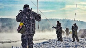 РЫБА СТОИТ СЛОЯМИ! И ТУТ ПРИШЛИ ОНИ! СУРОВАЯ ЗИМНЯЯ РЫБАЛКА НА АНГАРЕ!)