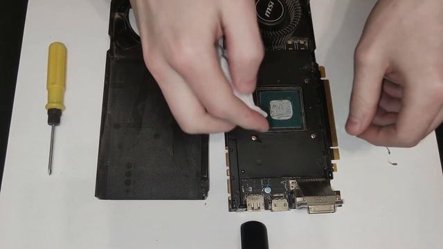 Замена термопасты на видеокарте l GTX 1070 l Как поменять, наносить? смотреть онлайн