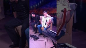 В ЭТОМ ГОРОДЕ ЯРКИХ ОГНЕЙ ПЕСНЯ О БАКУ Аслан Лалаян