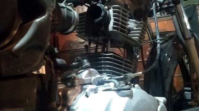 Ruido en el motor cg Titan 150 || Cascabeleo || Encontrando el ruido || parte 1 смотреть онлайн