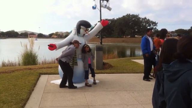 Snowman Village Seaworld San Antonio смотреть онлайн