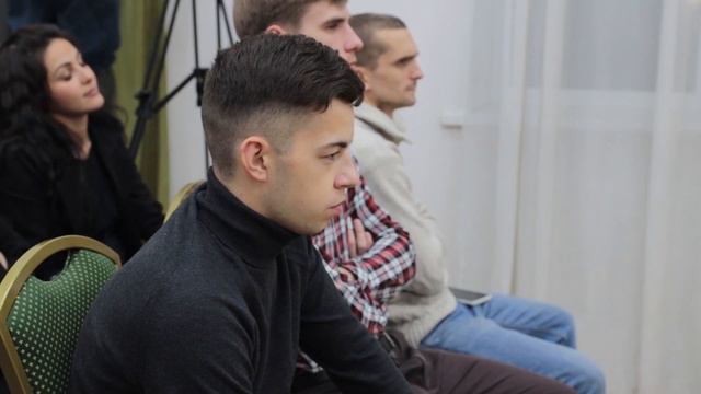 Молодежная дискуссия на тему "Любовь: православный и светский взгляд" (27.10.2022 г.)