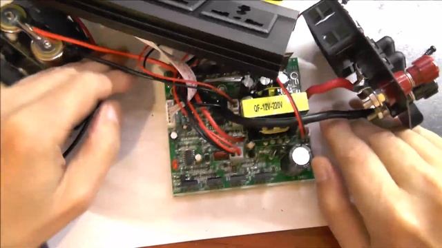 Автомобильный инвертор, 12 - 220 Вольт, с подробной индикацией, его разборка и тесты. смотреть онлайн