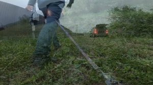 Лайфхак по вытаскиванию автомобиля рычажной лебёдкой