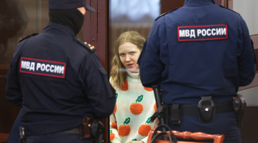 Она улыбалась: террористка Трепова* получила наказание за теракт в Петербурге