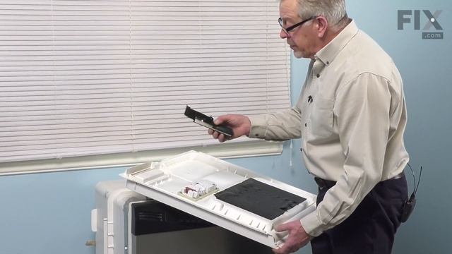 GE Dishwasher Repair - How to Replace the Short Bottom Door Seal смотреть онлайн