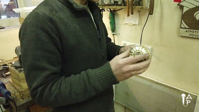 “В Тулу самовары не возят!”. Традиционное самоваростроение. смотреть онлайн