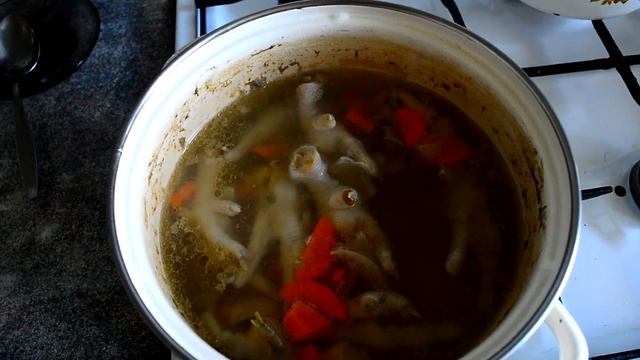Каша для собаки из куриных лап вывариваем желатин
