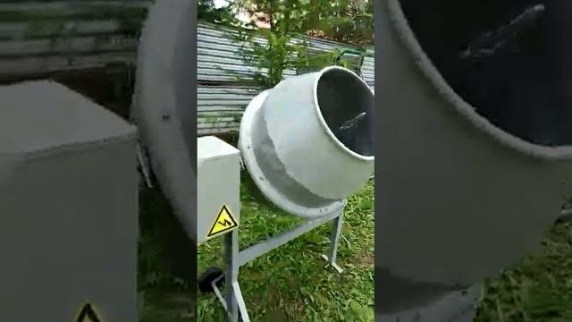 Бетономешалка электрическая для дома. Купить бетономешалку бу Вологда.