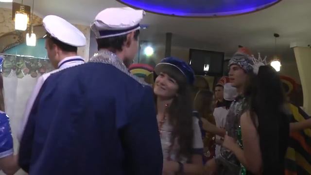 Народний Театр Естради "Камертон" - На вушко смотреть онлайн