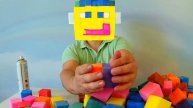 Парень ТАКОЕ вытворяет с поролоновыми блоками!!! МАЙНКРАФТ В РЕАЛЬНОЙ ЖИЗНИ!!!