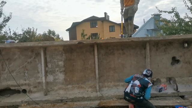 Устройство несьемной опалубки из ребристых плит покрытия повторного применения смотреть онлайн