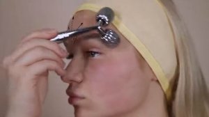 применение Роликовый Механический массажёр для лица Wellderma Face Lifting Roller Dark Silver