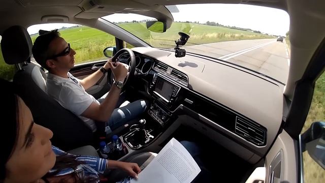 Volkswagen Nuova Touran 2015 il test drive  prime impressioni da HDmotori