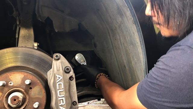 how to remove Honda and Acura crankshaft pulley смотреть онлайн