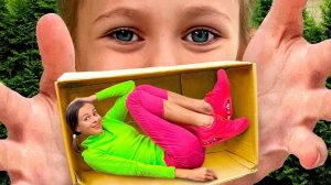 What's in the box - Top hits and Funny Stories for Children