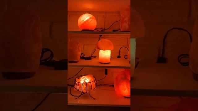 Солевая лампа- не просто красивый светильник, но и помощник! смотреть онлайн