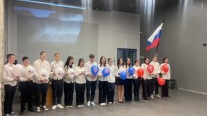 10 класс К. «Вперед, Россия!». Слова и музыка: Олега Газманова