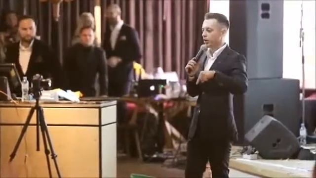 #TOPSHOWMEN Ведущий Вадим Коробков. смотреть онлайн