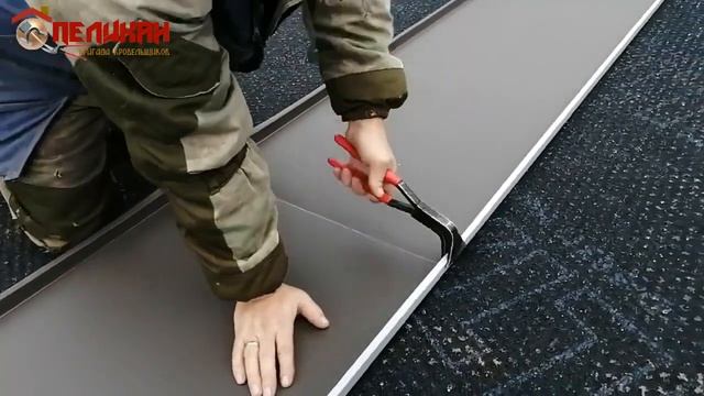 Крыша дома начальный вид,процесс монтажа кровли.Гидроизоляция,желоб,колпаки,воронки...