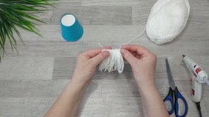 ВЕСЕННИЙ ГНОМ из НИТОК и СТАКАНА. ПРОСТО. Поделки своими руками. DIY Spring Gnomes.