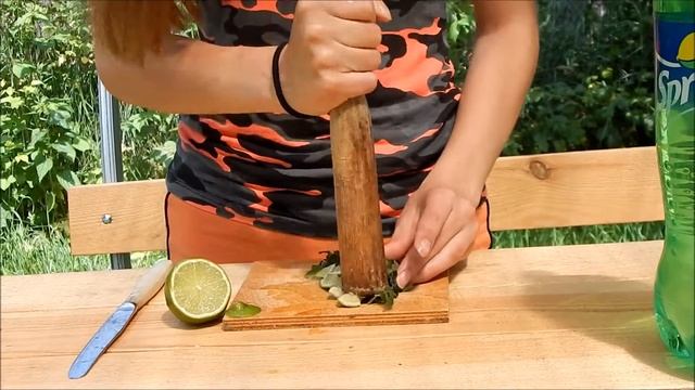 COOKING: Готовим Мохито//Что делать если летом тебе очень жарко? смотреть онлайн