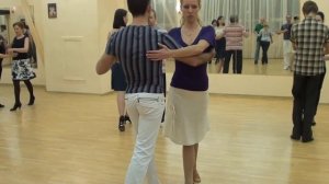 Хастл урок №4. Заход в американку и выход под рукой - объяснение