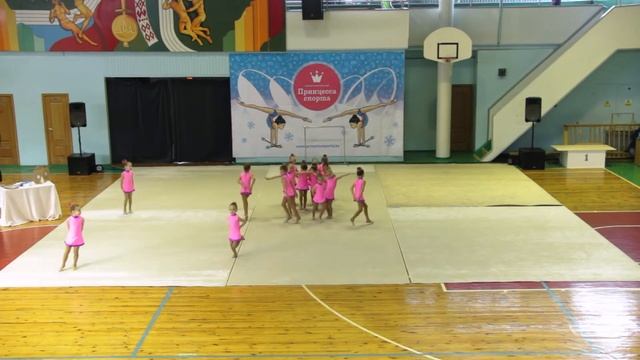 Зимняя сказка 2021 - Бусинки - Тренер Сущенко Л.А. смотреть онлайн