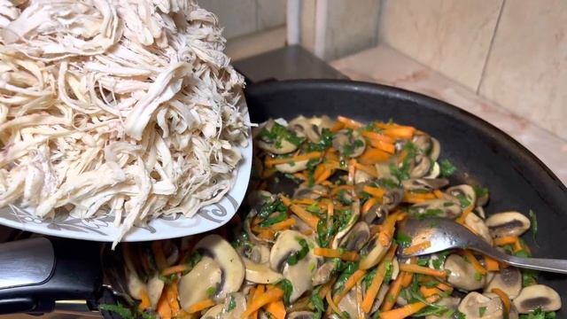 Հավի Կրծքամսով և Եգիպտացորենով ԱՂՑԱՆ ՏՈՆԱԾԱՌ? Christmas tree salad смотреть онлайн