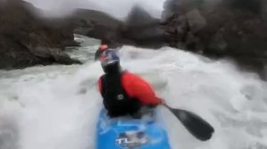 Экстремальный каякинг.