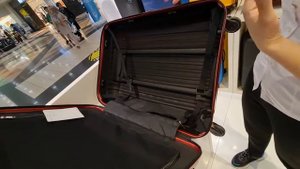 ВЫБИРАЮ ЧЕМОДАН. КАКОЙ КУПИТЬ ДЕШЕВЫЙ ИЛИ ДОРОГО? #SAMSONITE ИЛИ #БАЗАР?