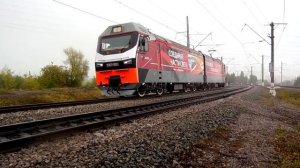 Электровоз 2ЭС7-001 (ТЧ-22) на \/ Международном жел.-дор. салоне техники и технологий "ЭКСПО 1520".