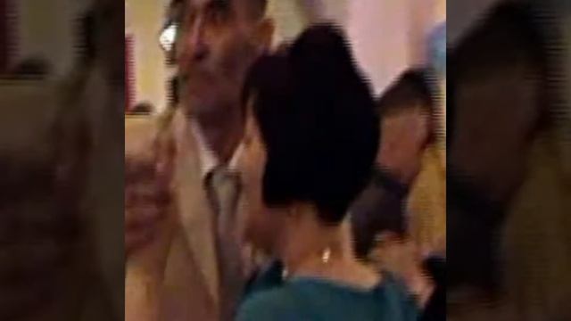 Папа никогда не умирает смотреть онлайн