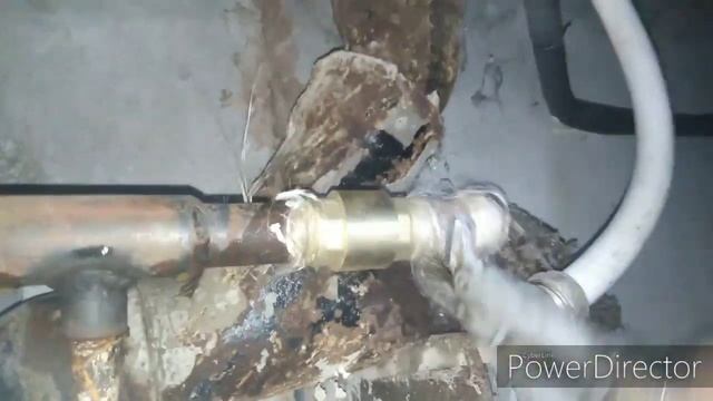 Газосварка. Установка обратных клапанов.Врезка в КУСОК ТРУБЫ. смотреть онлайн