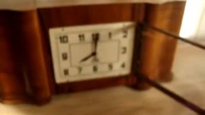 Часы настольные с боем Владимир 1957