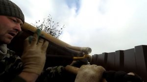 Установка газового крана под давлением.